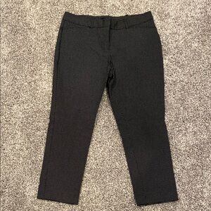 Worthington Capri’s Size: 6P